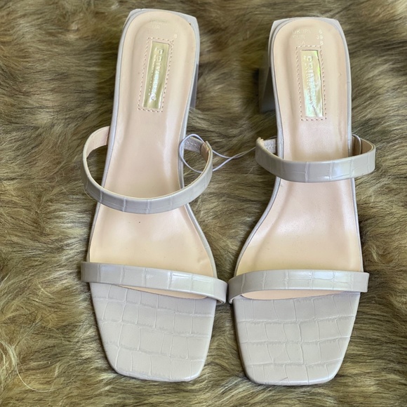 Cute summer shoes - Picture 2 of 2